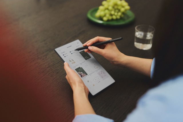 About reMarkable Paper Pro Move